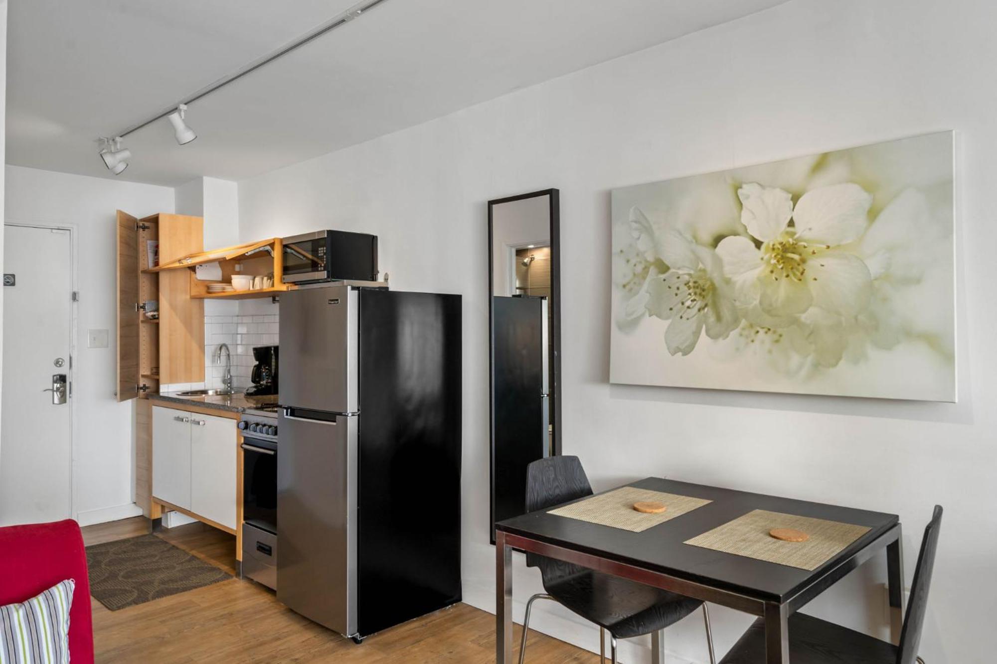Studios On 25Th By Bca Furnished Apartments Атланта Экстерьер фото