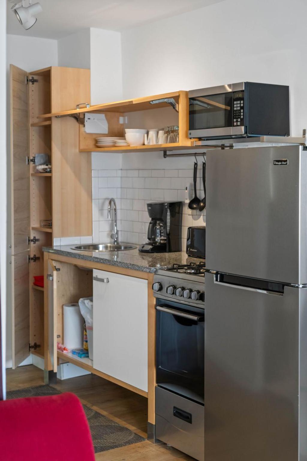 Studios On 25Th By Bca Furnished Apartments Атланта Номер фото
